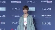 2018芭莎慈善夜红毯 李宇春分享新专辑