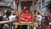 尼泊尔神秘“活女神”,出行双脚不能接触地面,国王见了也要下跪资讯搜索最新资讯爱奇艺