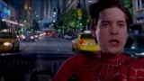蜘蛛侠2：彼得路见不平拔刀相助，抓住匪徒，顺便抢走你们的汽车