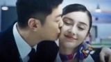 中国机长：杜江强吻杨颖这段，简直太甜了，网友直呼看8遍都不够