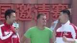 外国男孩搞笑登场 飞身撞墙是啥操作？