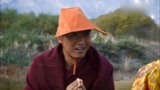 西藏秘密：贵族少爷见到云游的小喇嘛，俩人长的还挺像的！