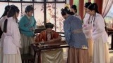 穆桂英：桂英被赶鸭子上架，位居首席，却不知到底有何能耐