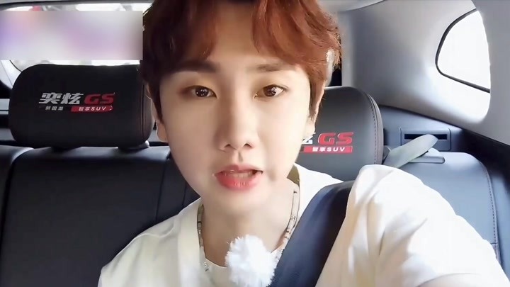 汪苏泷的泡泡vlog：汪老师约饭实录 介绍无锡美食