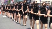 壮观！台湾黑社会老大出殡现场 长腿美女高衩旗袍送行
