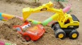 汪汪队 工程车玩具总动员 挖掘机挖土施工