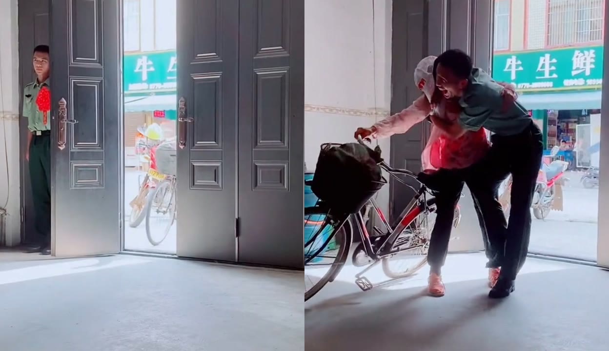 欧美妈妈带着儿子女儿一起直播萝莉男童母女 