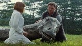 侏罗纪世界：暴虐霸王龙太残忍了，杀死长颈龙，纯粹为了好玩