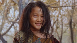 关晓彤是无极里面的小女孩，小小年纪参演陈凯歌作品，佩服