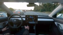 特斯拉展示全自动驾驶技术：全程解放双手不用碰方向盘