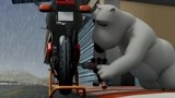 倒霉熊给摩托车换轮胎 熊熊被老天爷针对了