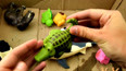 教你认识最原始动物之一的鳄鱼玩具