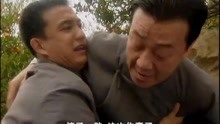 耀辉背着受伤的大哥，谁知大哥竟突然感性，开口让他愣了！