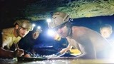 《洞穴》：大雨过后隧道被淹，一群熊孩子被困几百米深的洞穴中