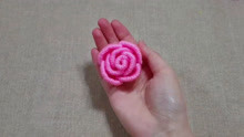 看看如何把毛线做成玫瑰花，工具就是一把叉子！