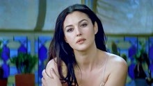 意大利国宝级性感女神，莫妮卡贝鲁奇挑战从影底线，《爱我多深》