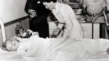 1962年，36岁的玛丽莲·梦露死于家中，死因至今是个谜！
