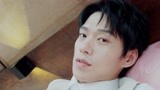 幕后：魏大勋自拍宿舍粉色四件套 夸家务学院住宿条件很赞