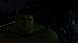 《绿巨人浩克》：男子欺人太甚，一拳就将他轰飞！
