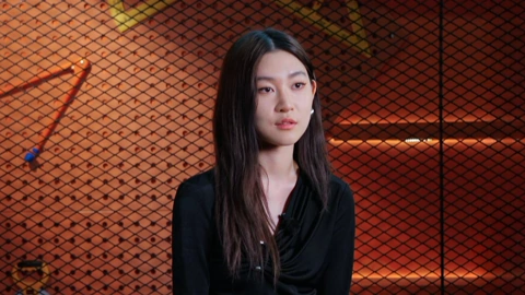 线上看 陈嫣冉离开 罗小鱼干难过落泪-以时尚之名 (2024) 带字幕 中文配音