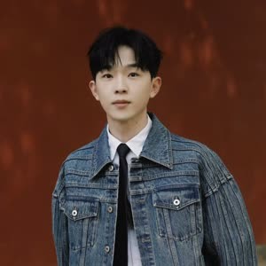 Guansen Ding